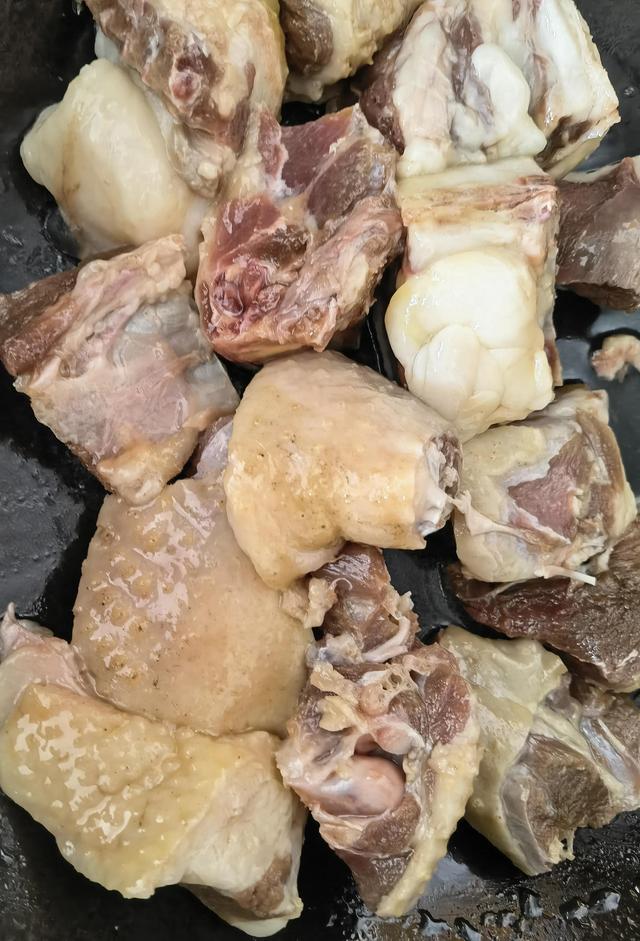 干锅鹅肉的做法（泡椒鹅肉的做法）