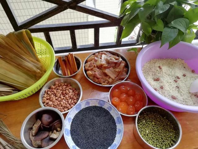 碱水粽子的做法和配料窍门（客家碱水粽子的做法和配料）